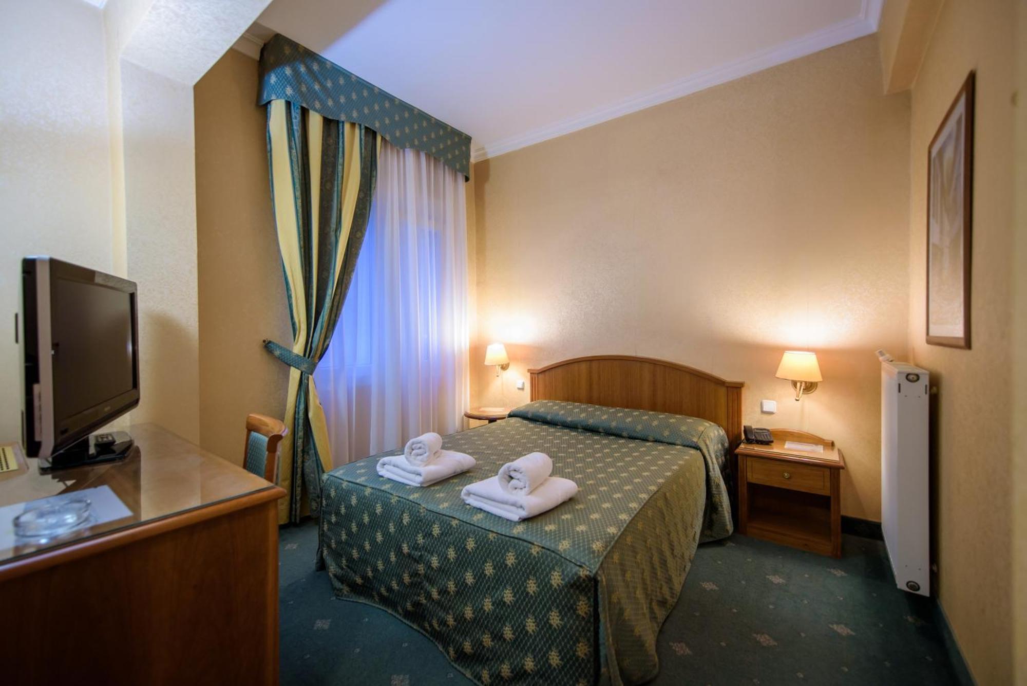 Hotel Kastoria In Kastoria City Buitenkant foto